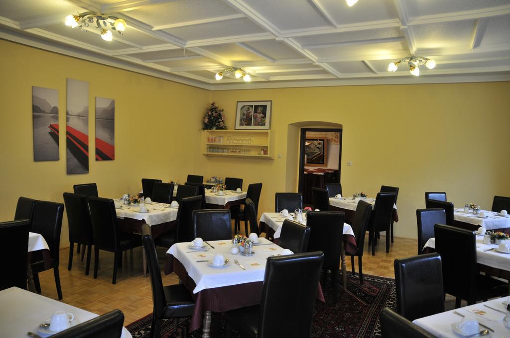 Hotel Kirchenwirt Bad Kleinkirchheim Eksteriør bilde