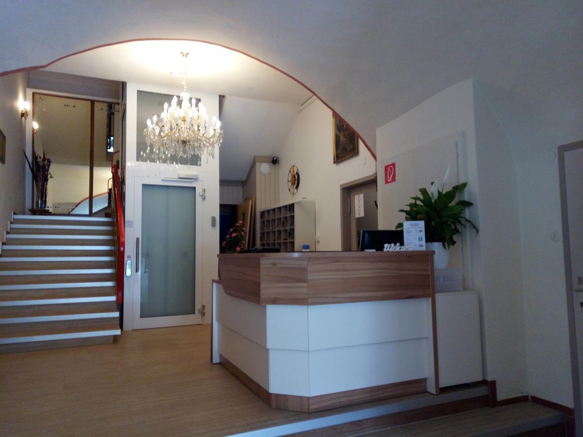 Hotel Kirchenwirt Bad Kleinkirchheim Eksteriør bilde